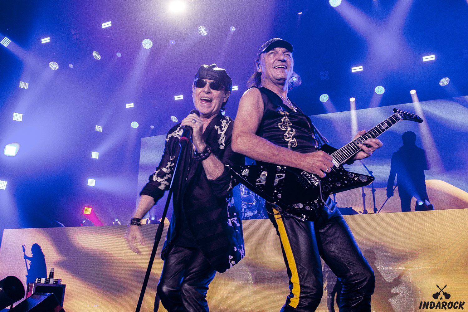 Scorpions москва. Концерт Scorpions 2019. Скорпионс Мюнхен концерт. Scorpions Athens 2022 Concert. Концерт скорпионс в Москве.